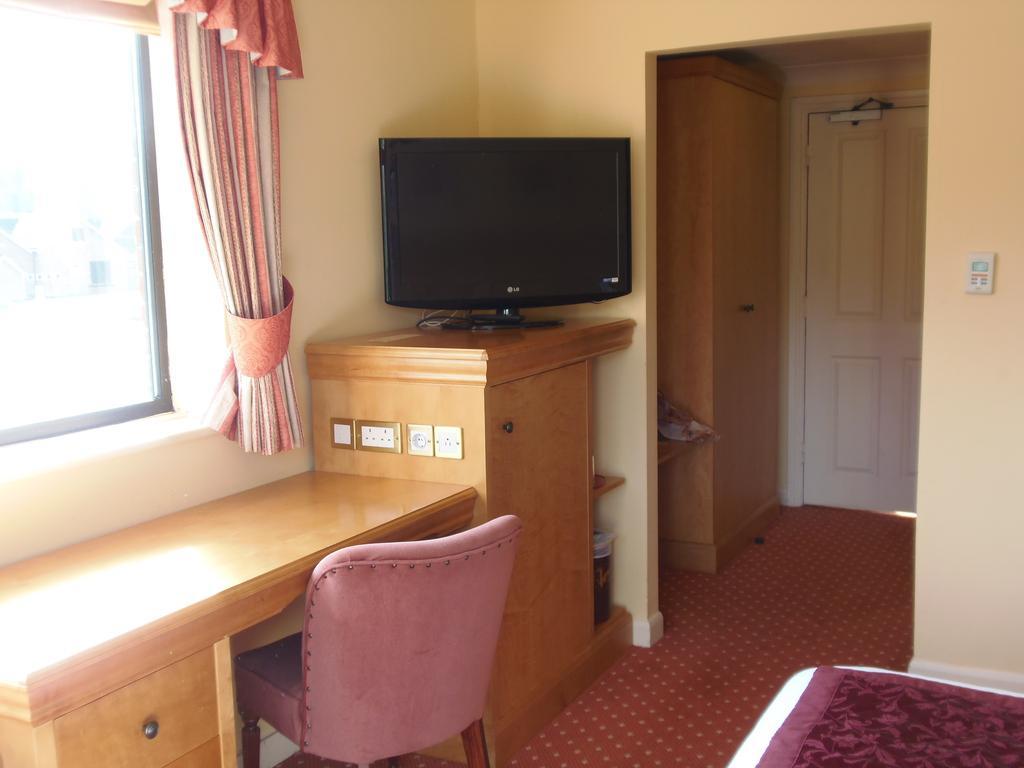 Lakeside International Hotel Camberley Camera foto
