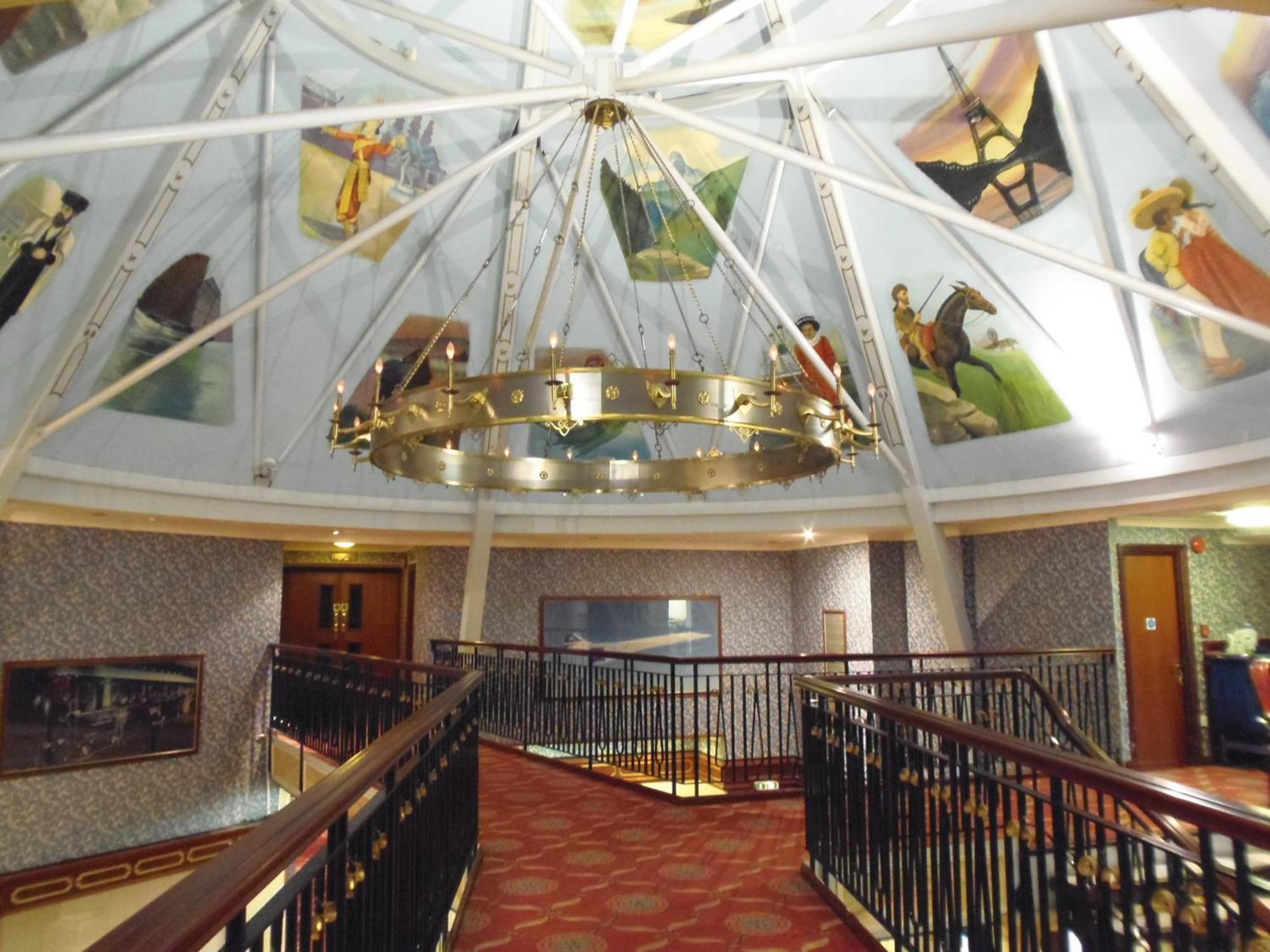 Lakeside International Hotel Camberley Esterno foto